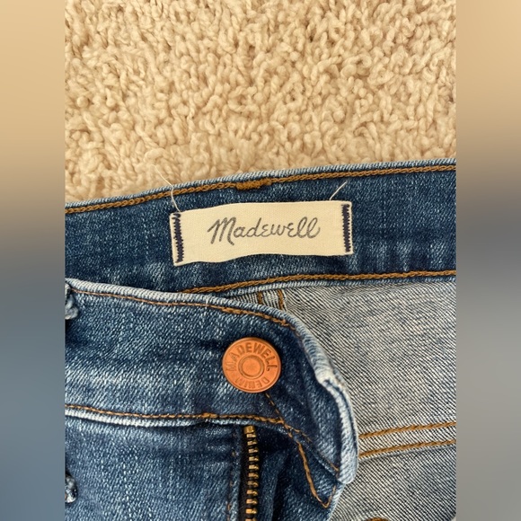 Madewell denim 9” high rise skinny destructed - Picture 3 of 7
